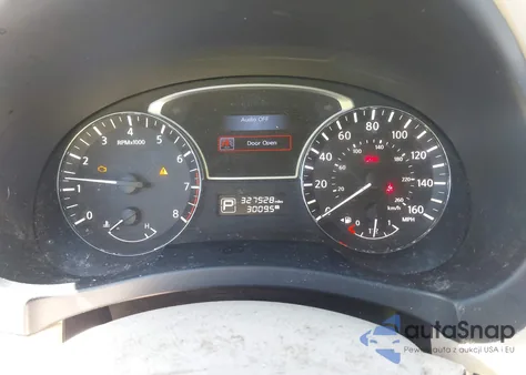 2015 Nissan Altima 2.5 S из США, поврежденный, VIN 1N4AL3AP3FC477463